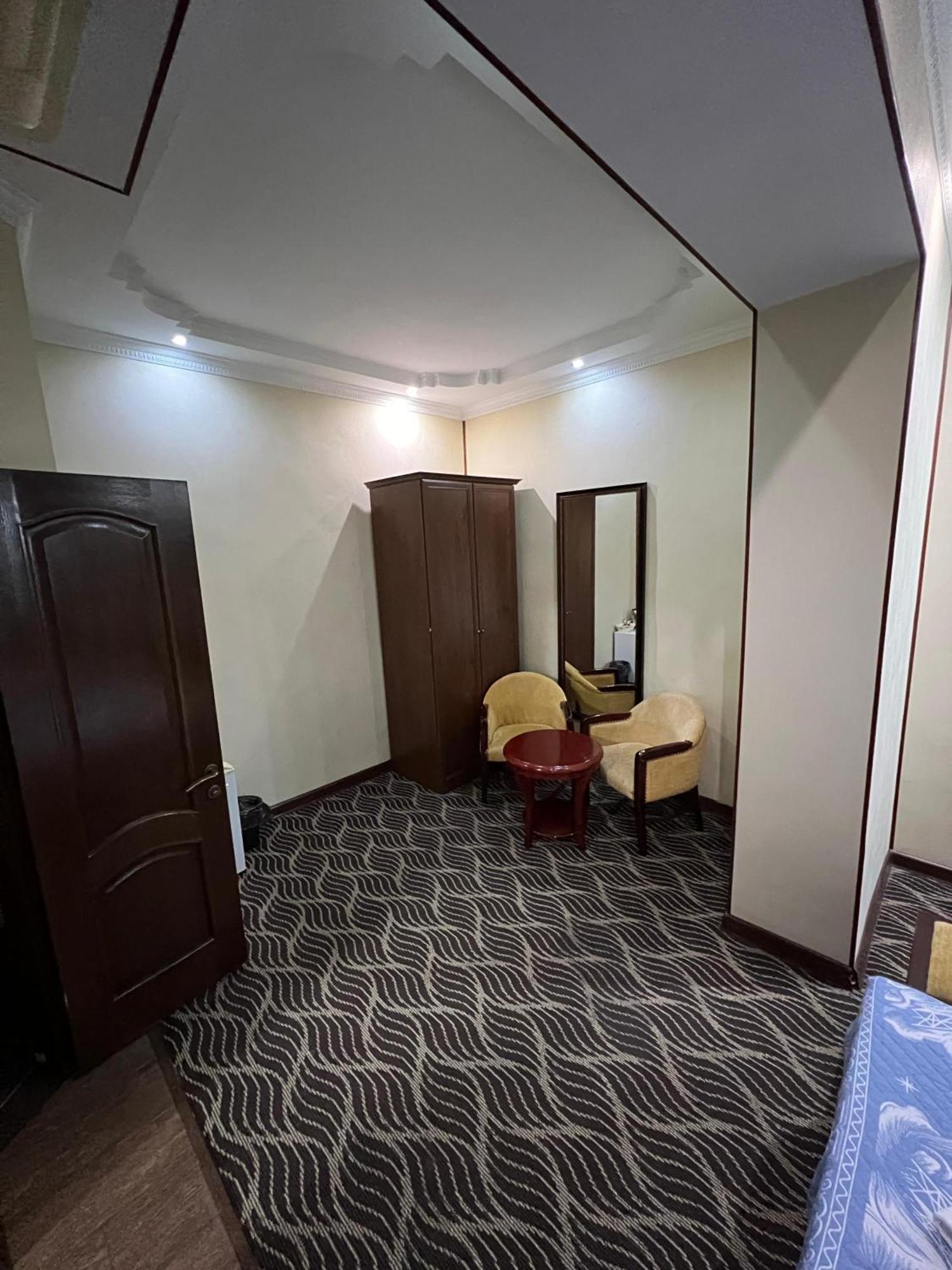 Sary Arka Hotel Shymkent Ruang foto