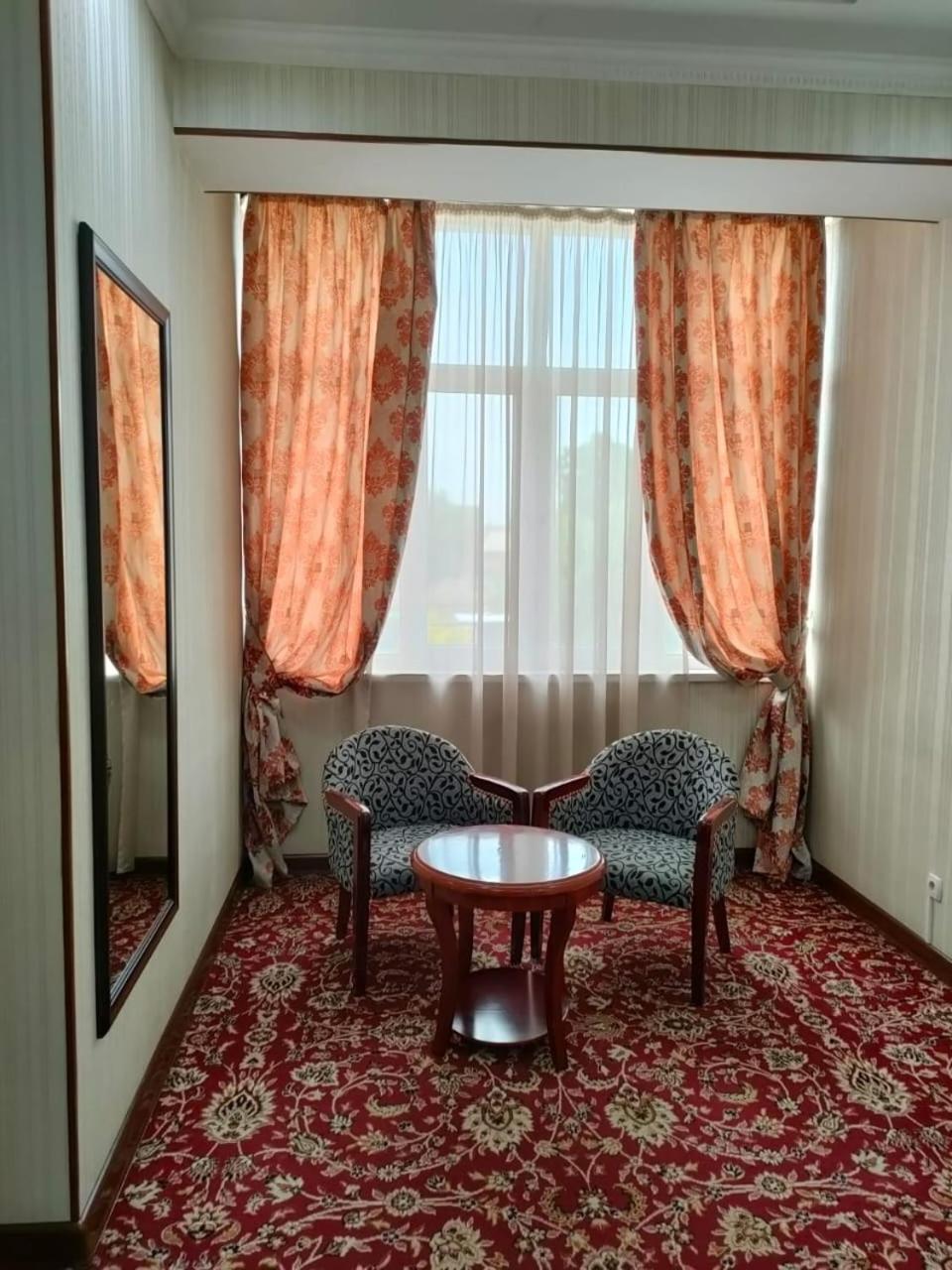 Sary Arka Hotel Shymkent Bagian luar foto