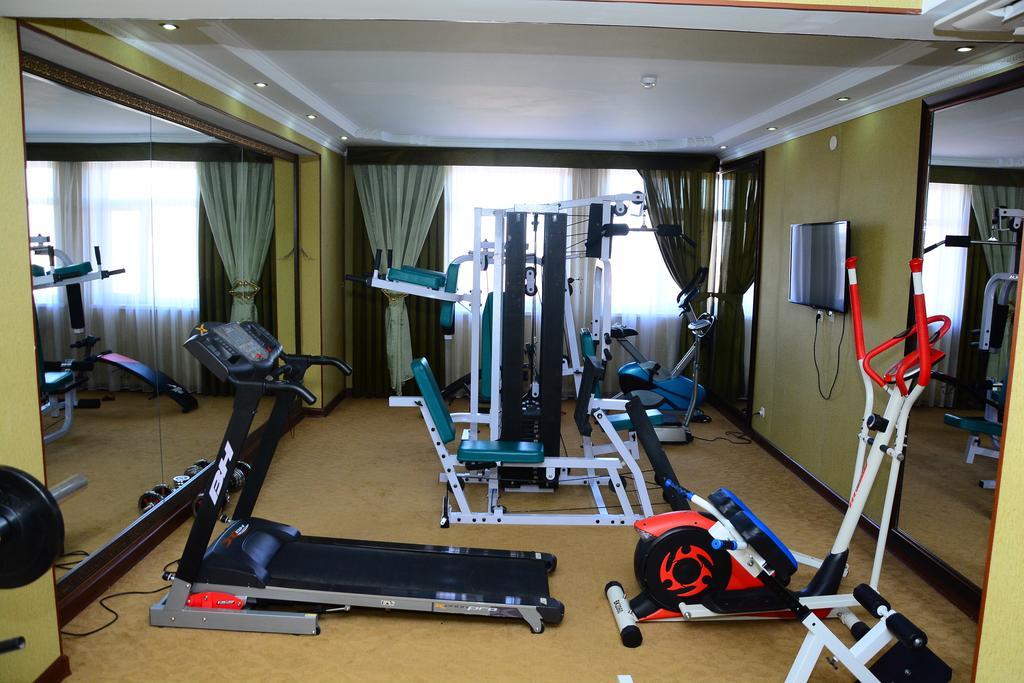 Sary Arka Hotel Shymkent Bagian luar foto
